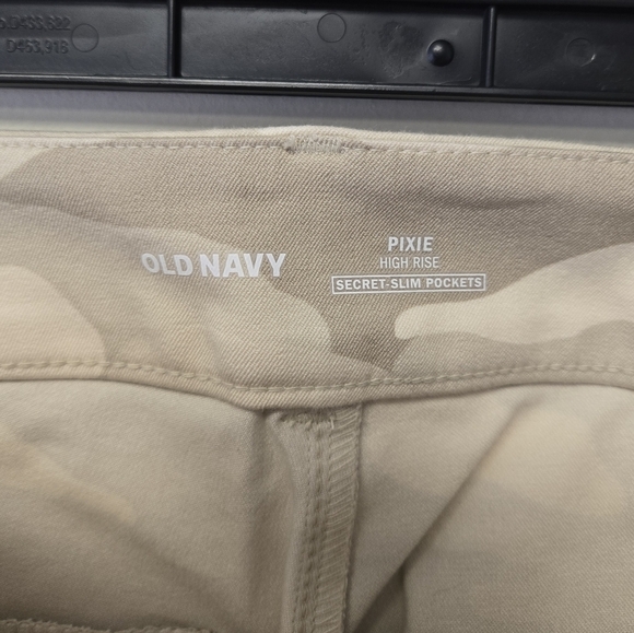 Old Navy Pixie High Waisted Pant Sand Camo 0 - Picture 5 of 8